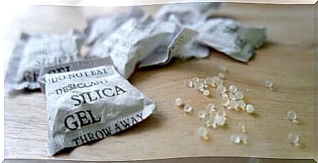 Silica gel sachets. 