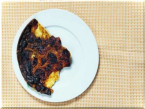 Thinking that eating burnt toast causes cancer is part of diet fake news