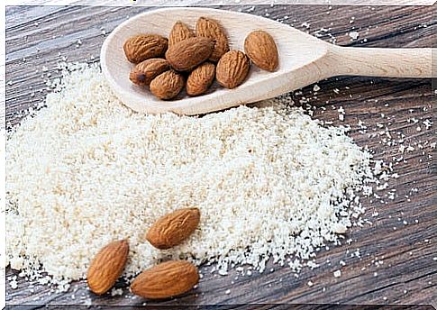 Almonds help eliminate saturated fat.