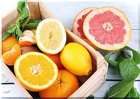 Grapefruit, lemon and orange juice to detoxify the liver